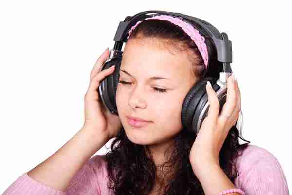 Jaké rádio poslouchá v Moravskoslezském kraji nejvíce lidí? Nový žebříček překvapí